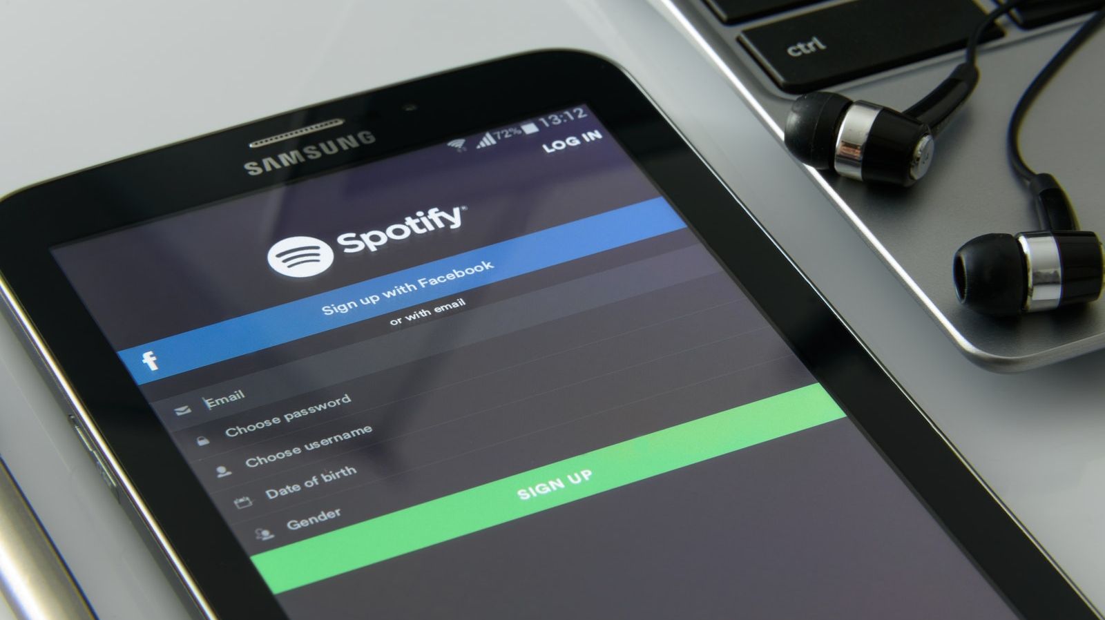 Spotify ist auf Smartphone geöffnet