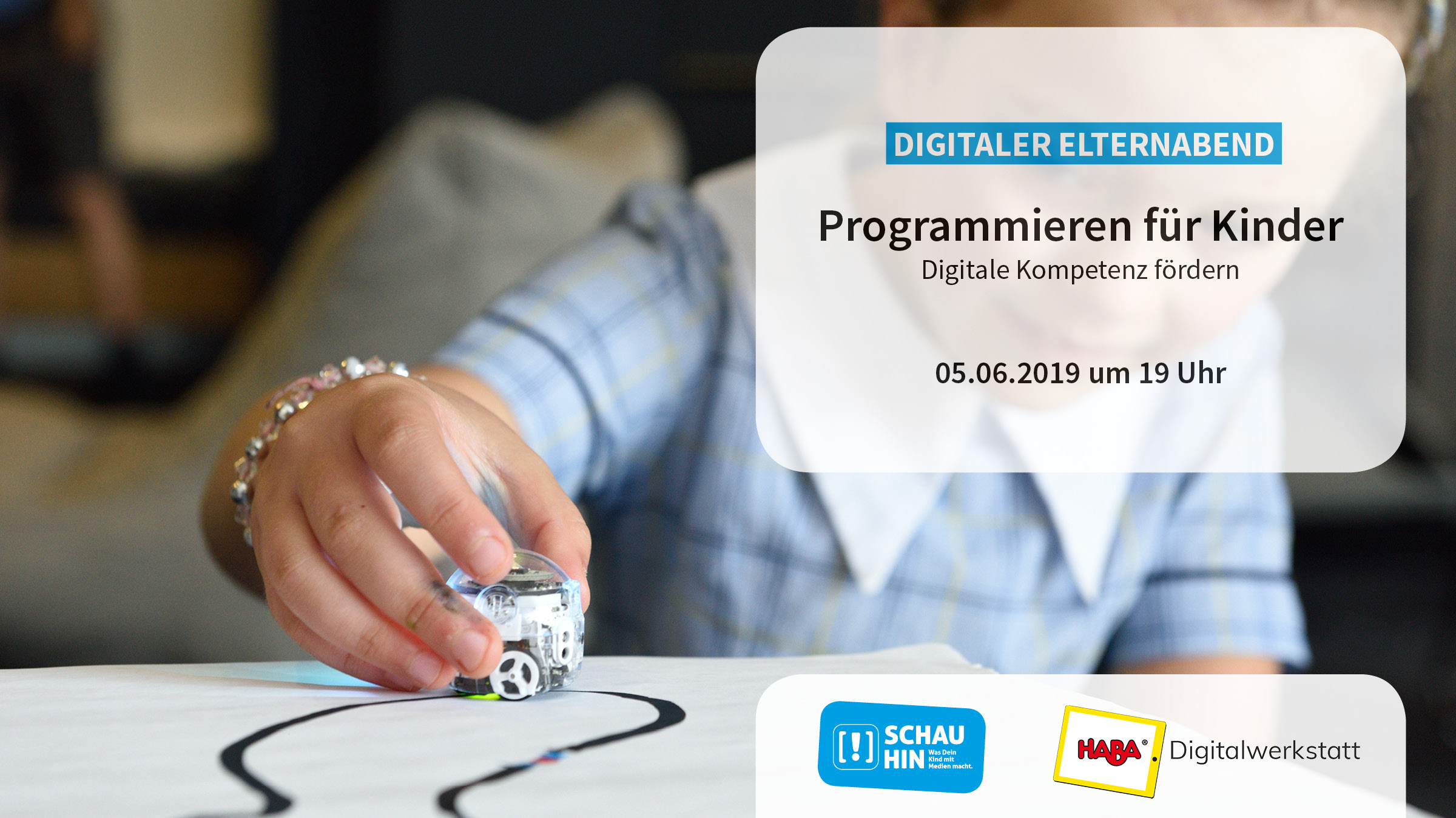 Grafik zum digitalen Elternabend zum Thema „Programmieren für Kinder. Digitale Kompetenz fördern.“ am 5.6. um 19 Uhr.