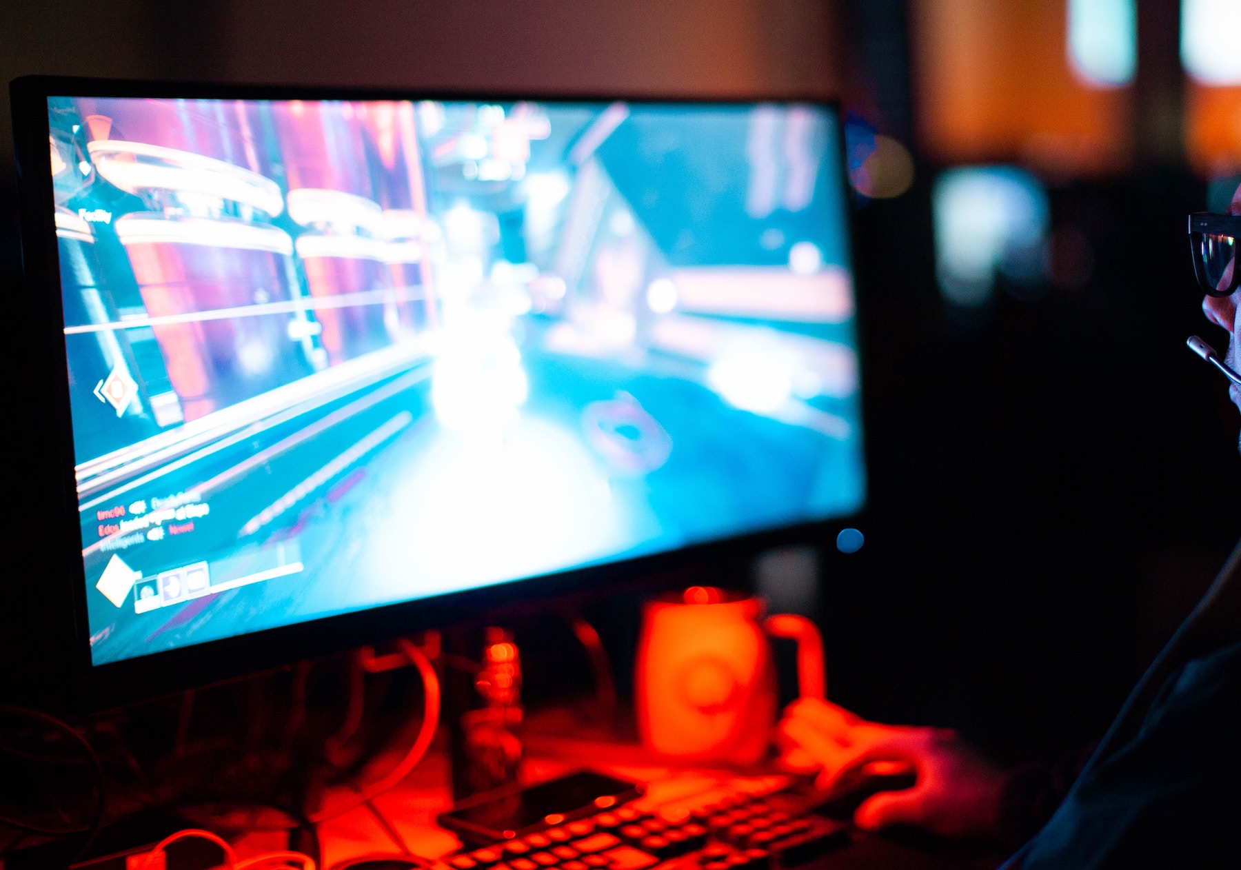 Computerspiel auf einem PC-Bildschirm